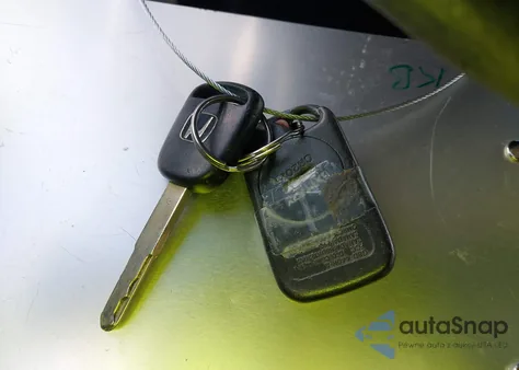 2004 Honda Odyssey Ex-L from USA, damaged, VIN 5FNRL18074B076928